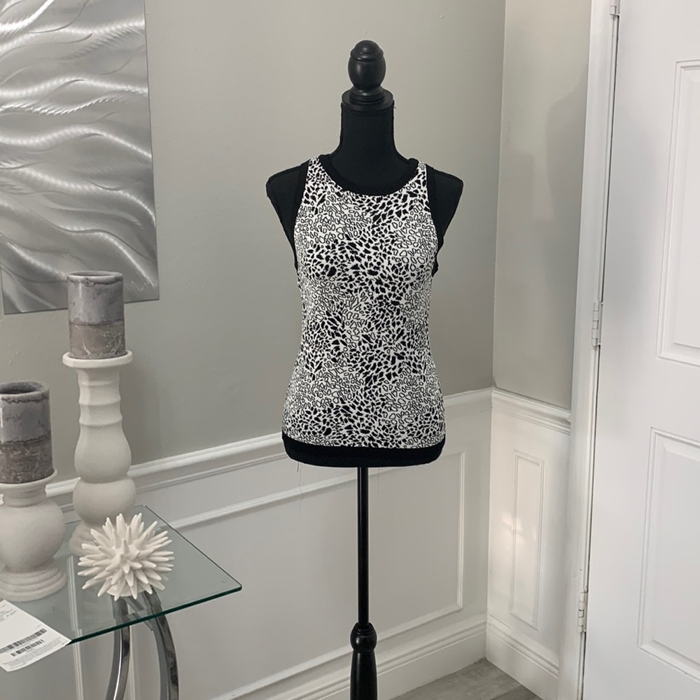 White House Black Market Top